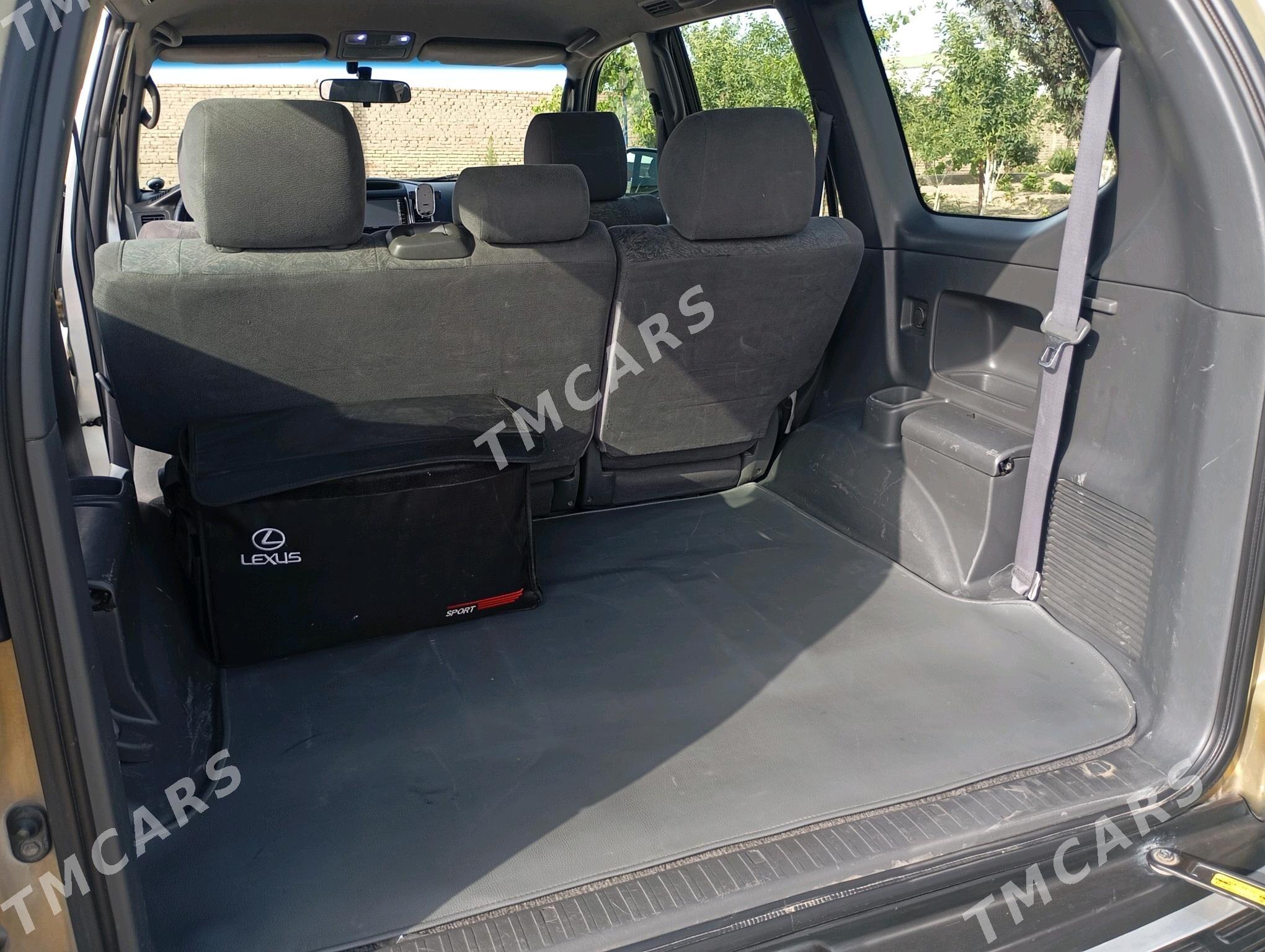 Toyota Land Cruiser Prado 2004 - 500 000 TMT - Ak bugdaý etraby - img 2