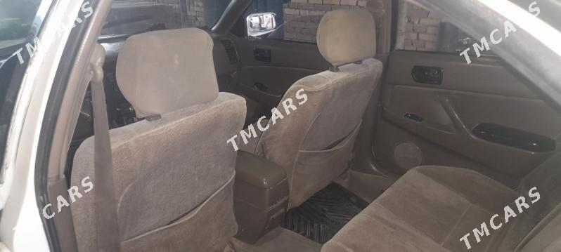 Toyota Vista 1994 - 33 000 TMT - Ёлётен - img 3