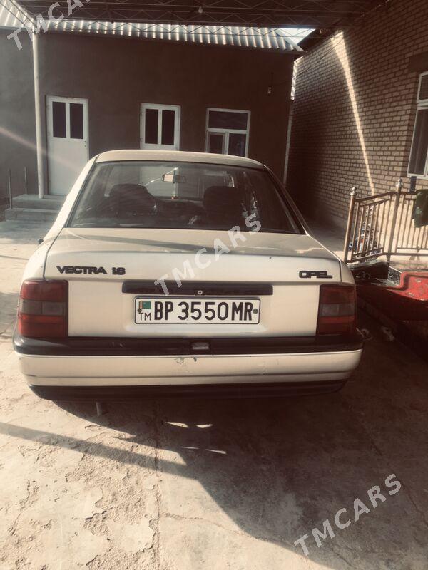 Opel Vectra 1990 - 32 000 TMT - Байрамали - img 3