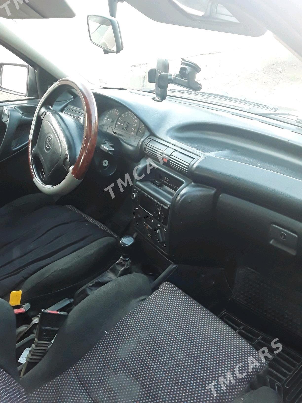 Opel Astra 1992 - 30 000 TMT - Köneürgenç - img 5