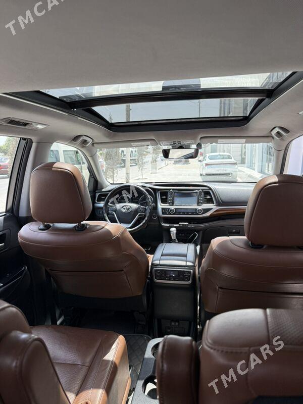 Toyota Highlander 2018 - 500 000 TMT - Мары - img 7