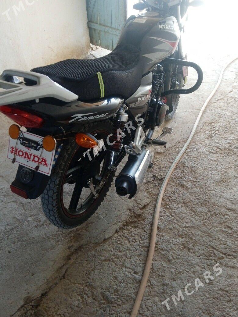 Fekon FK200-14G 2014 - 27 000 TMT - Магданлы - img 5