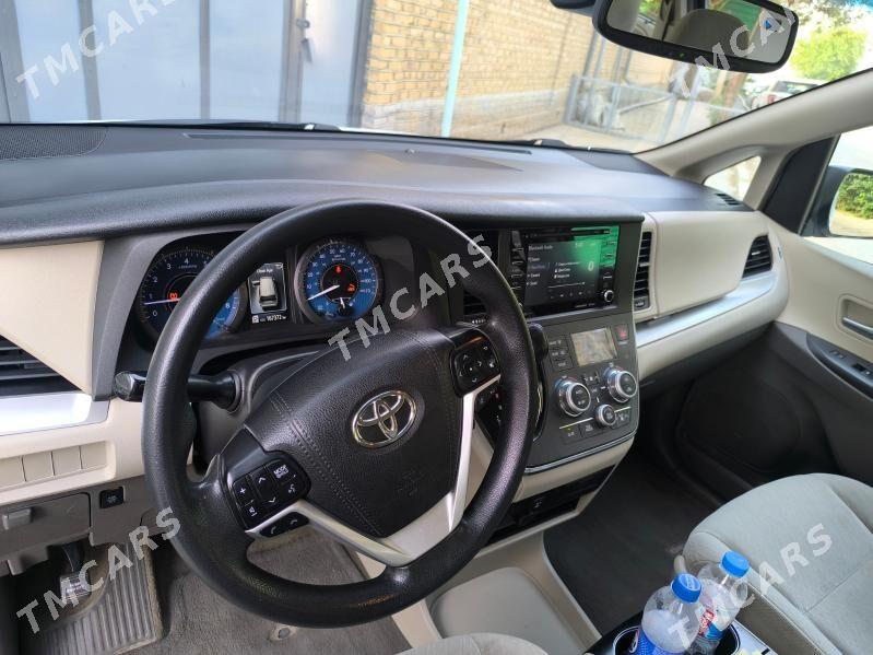 Toyota Sienna 2018 - 360 000 TMT - Mary - img 4