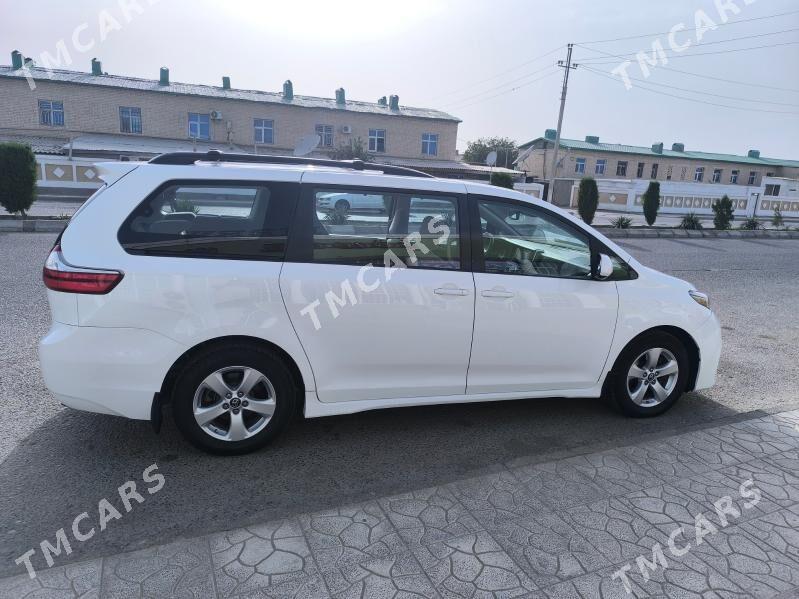 Toyota Sienna 2018 - 360 000 TMT - Mary - img 5