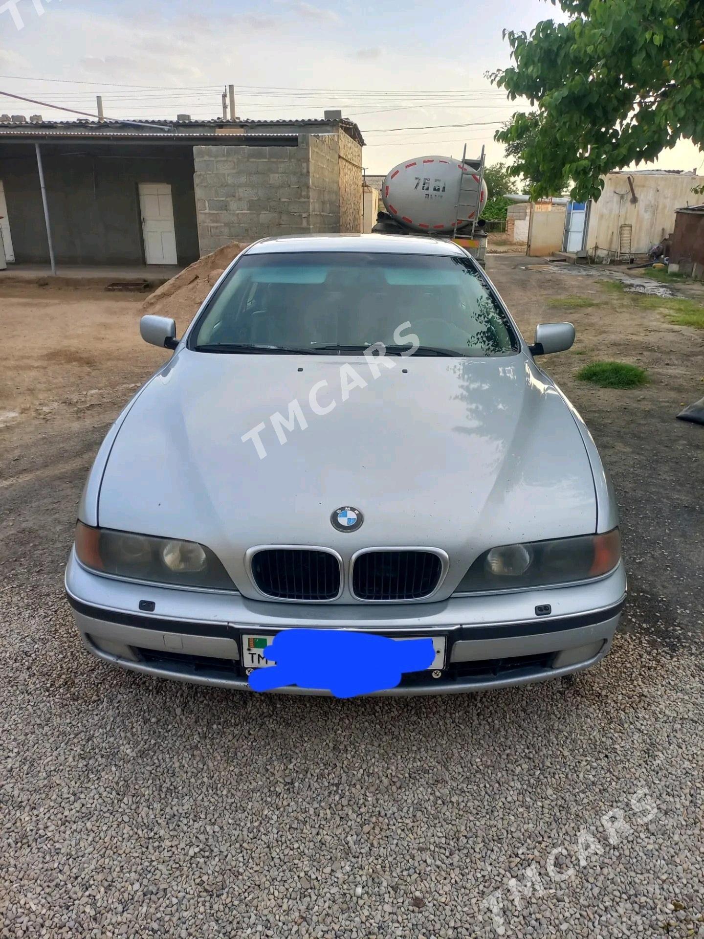 BMW E39 1997 - 90 000 TMT - Джебел - img 2