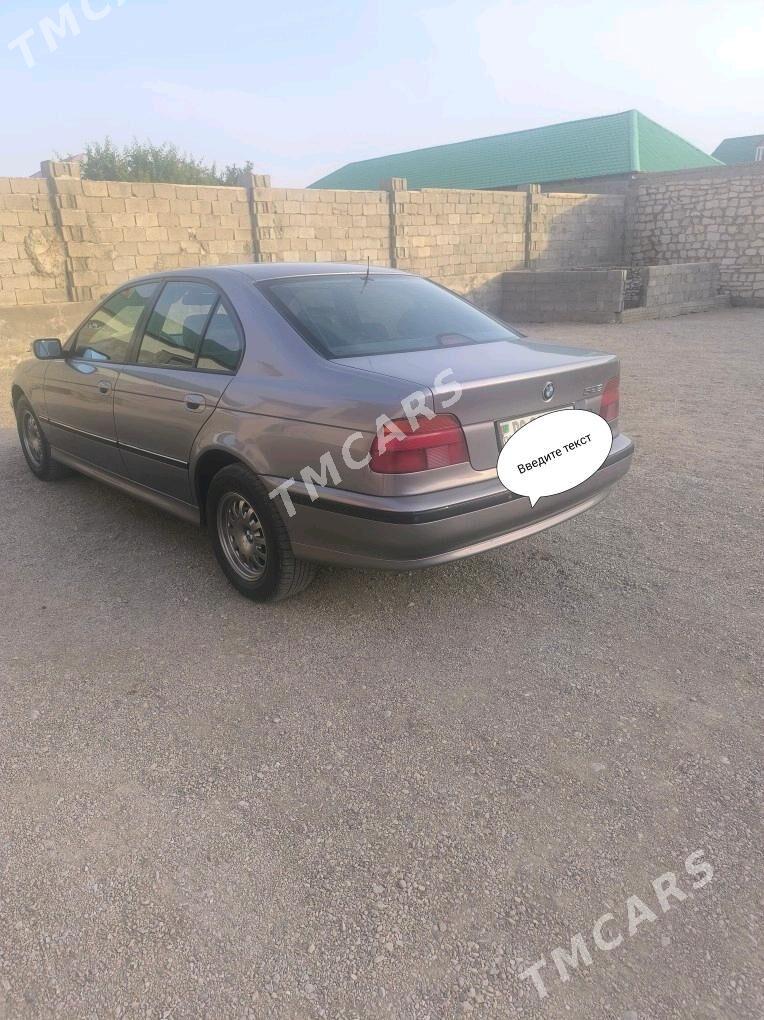 BMW 528 1998 - 100 000 TMT - Балканабат - img 2
