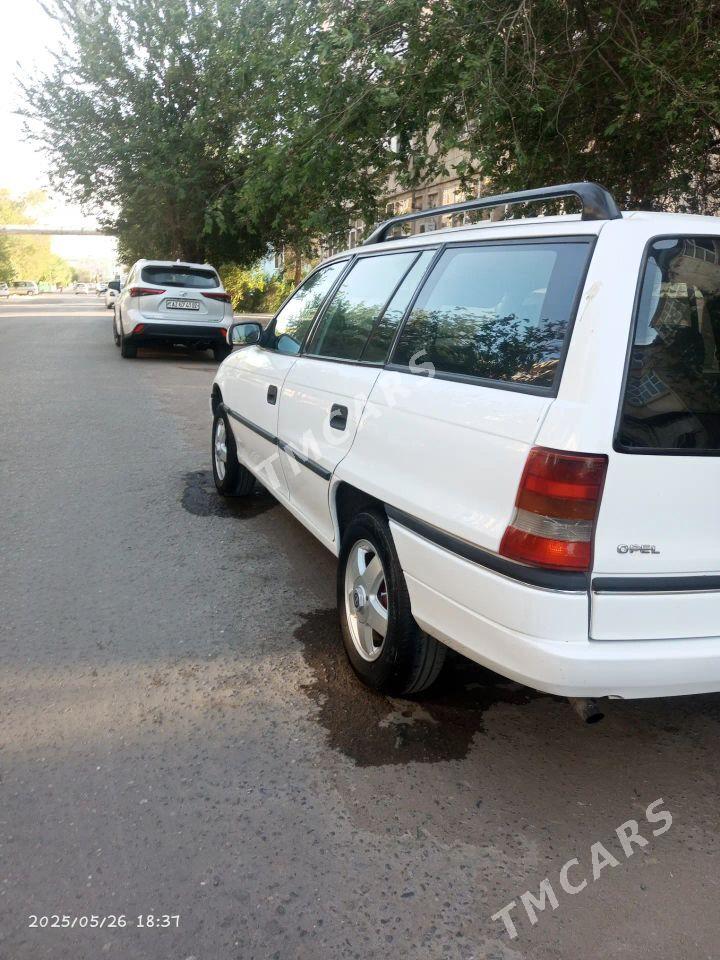 Opel Astra 1993 - 45 000 TMT - Дашогуз - img 2