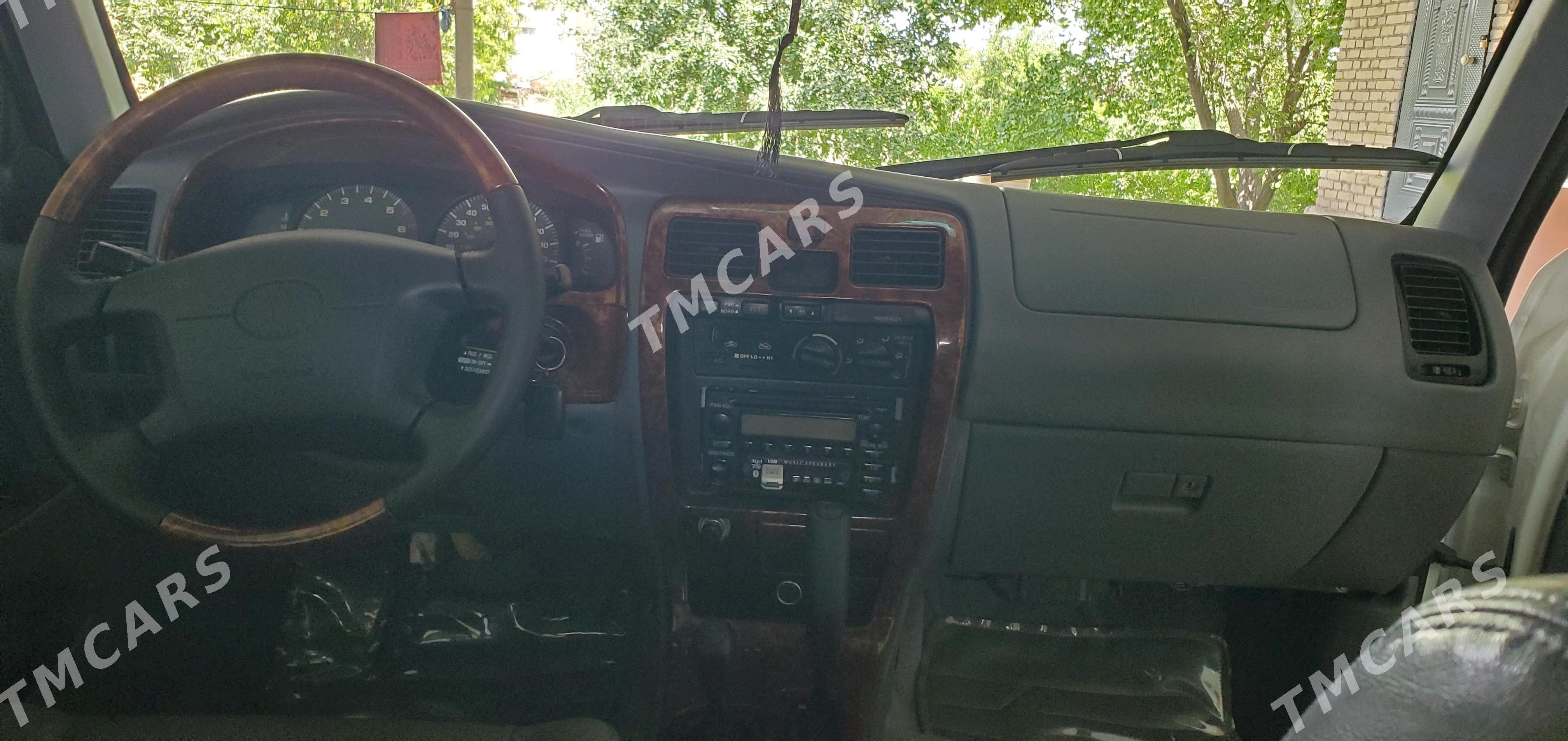Toyota 4Runner 2001 - 145 000 TMT - Фарап - img 6