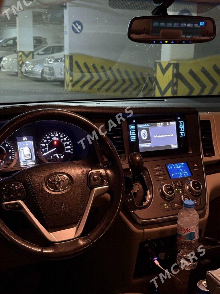 Toyota Sienna 2017 - 400 000 TMT - Ашхабад - img 3