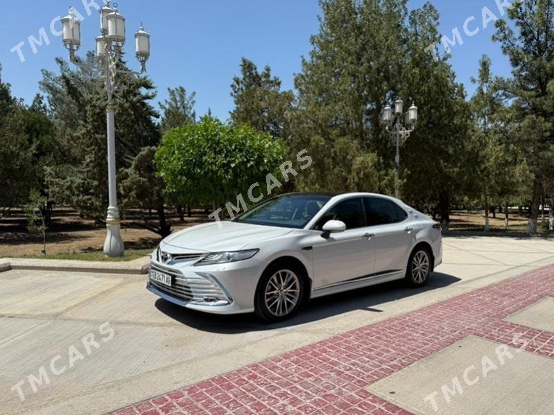 Toyota Camry 2023 - 675 000 TMT - Aşgabat - img 2