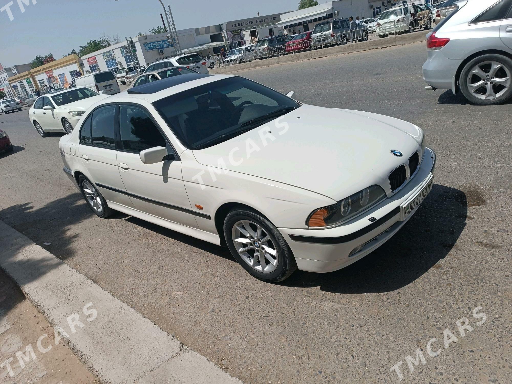 BMW E39 2002 - 105 000 TMT - Мары - img 3