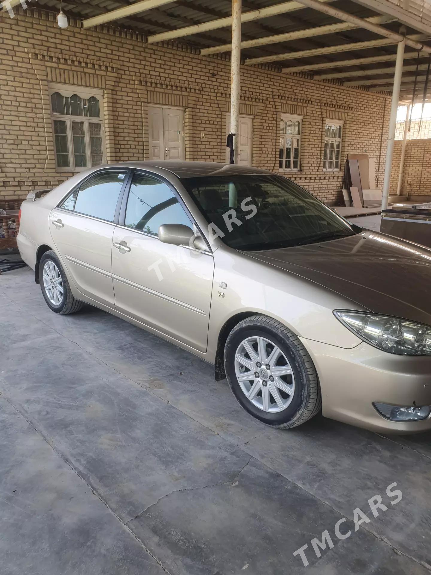 Toyota Camry 2003 - 150 000 TMT - Мары - img 4