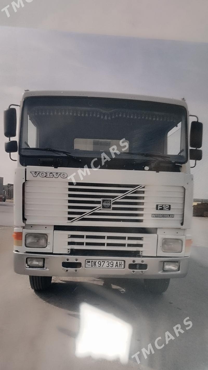 Ford Cargo 3535D 1990 - 330 000 TMT - 8 мкр - img 3