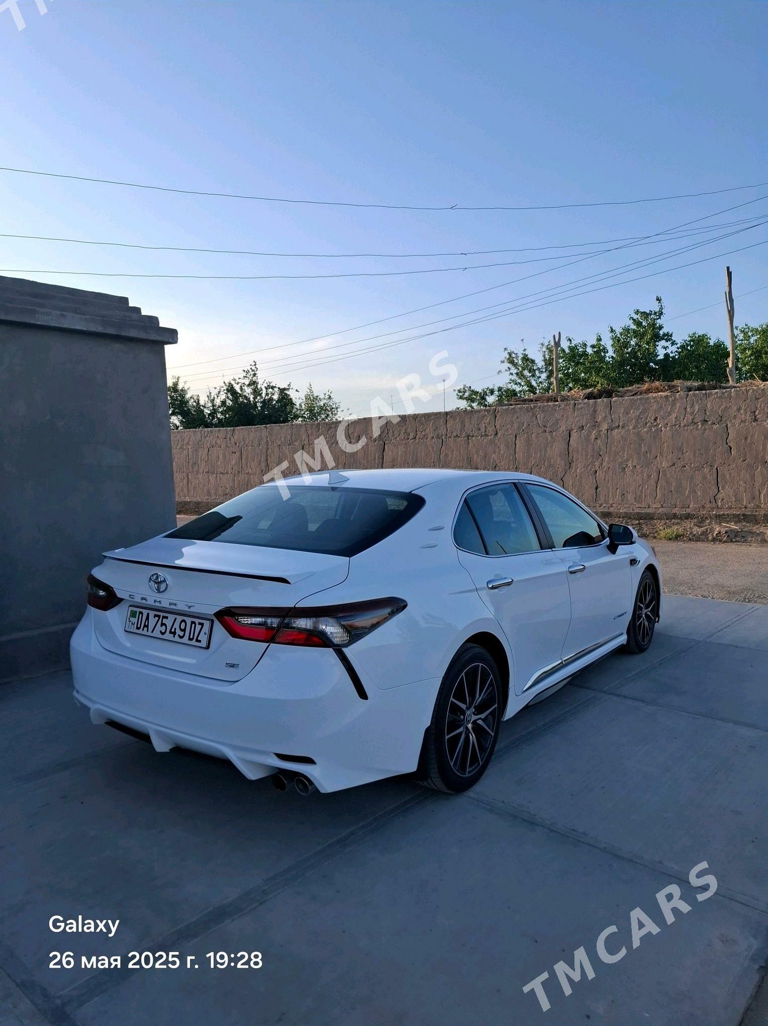 Toyota Camry 2021 - 310 000 TMT - Дашогуз - img 3