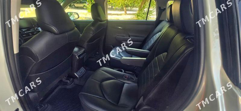 Toyota Highlander 2021 - 590 000 TMT - Aşgabat - img 9