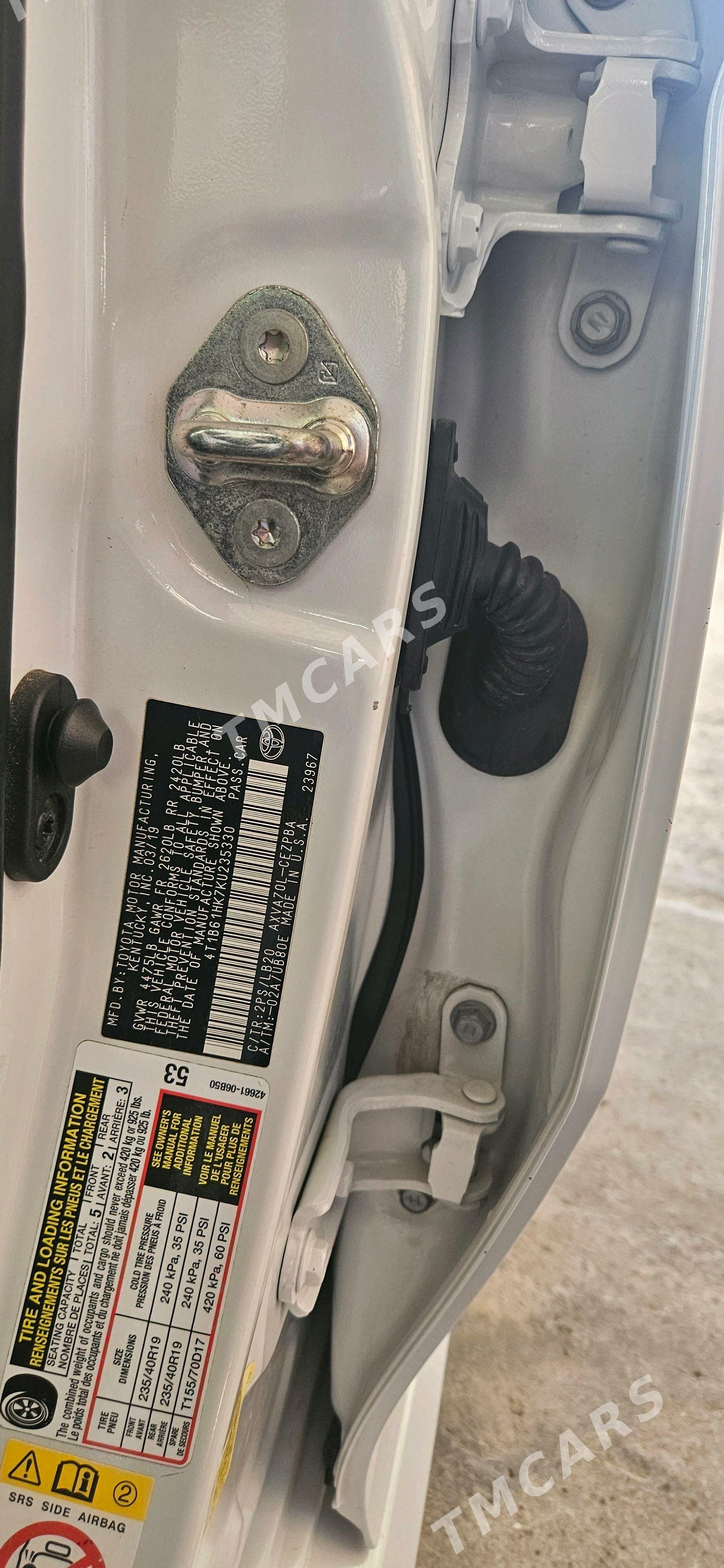 Toyota Camry 2019 - 440 000 TMT - Aşgabat - img 3