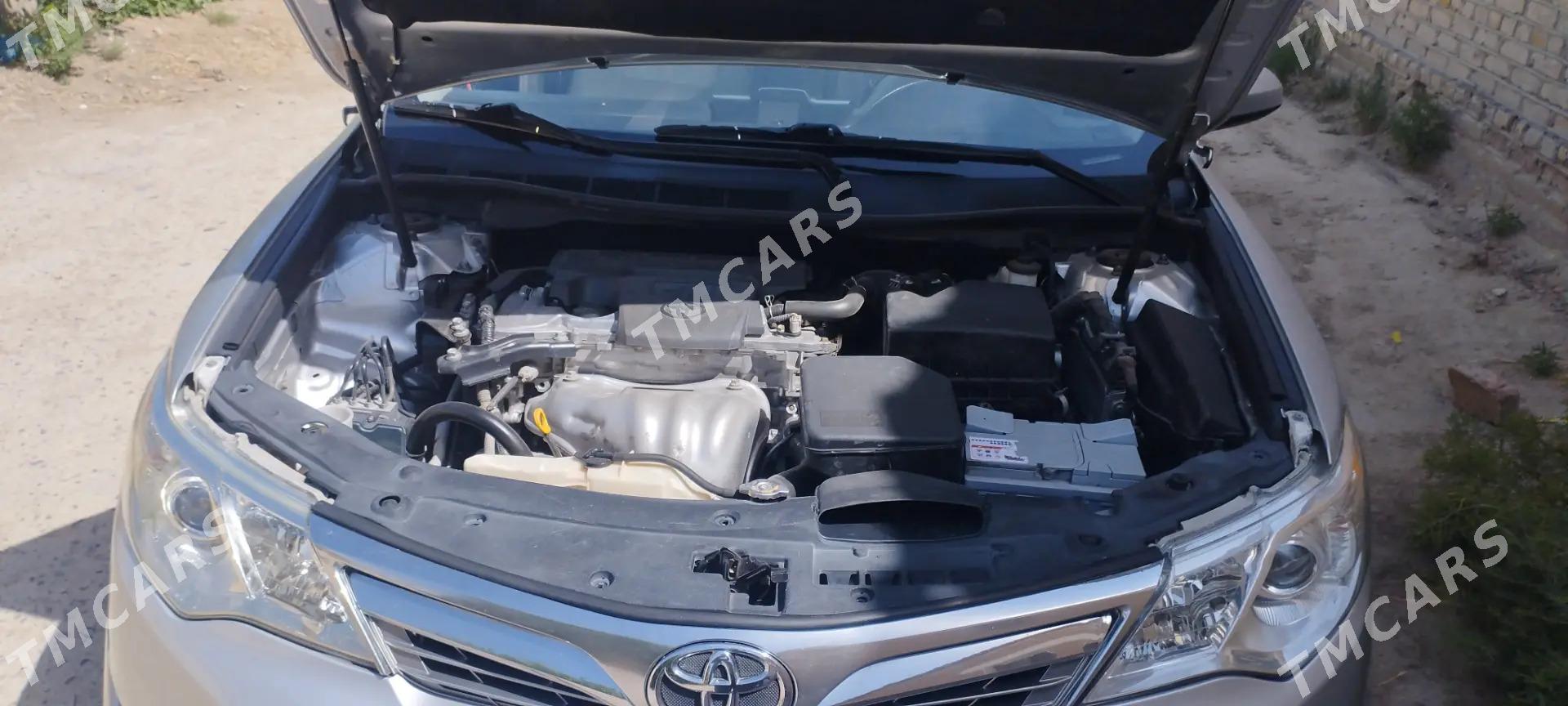 Toyota Camry 2012 - 210 000 TMT - Мары - img 3