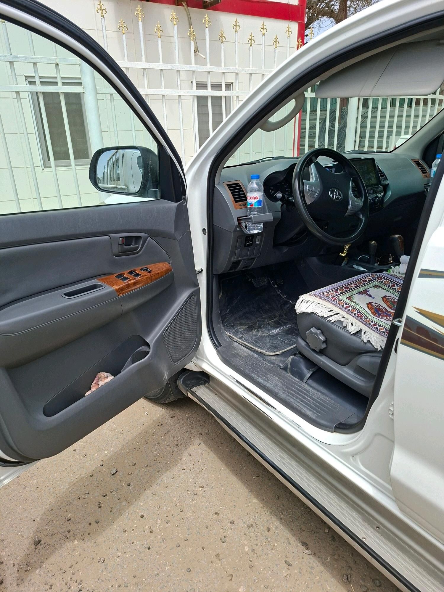 Toyota Hilux 2014 - 390 000 TMT - Балканабат - img 7