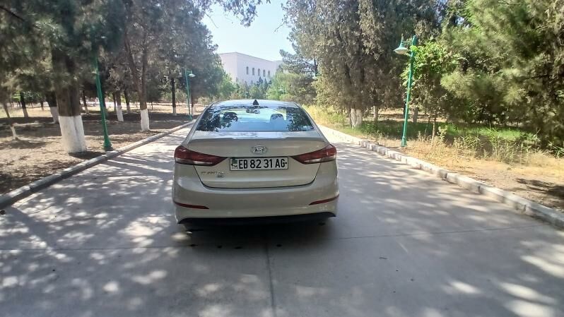 Hyundai Elantra 2018 - 200 000 TMT - Gökdepe - img 3