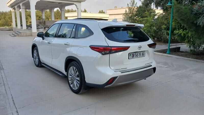 Toyota Highlander 2020 - 750 000 TMT - Gökdepe - img 7