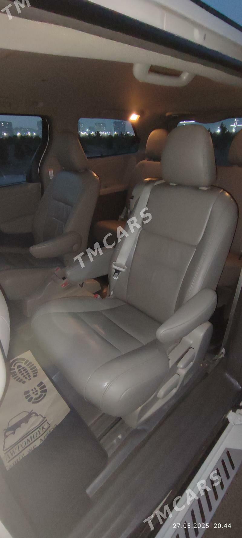 Toyota Sienna 2015 - 400 000 TMT - Parahat 1 - img 2