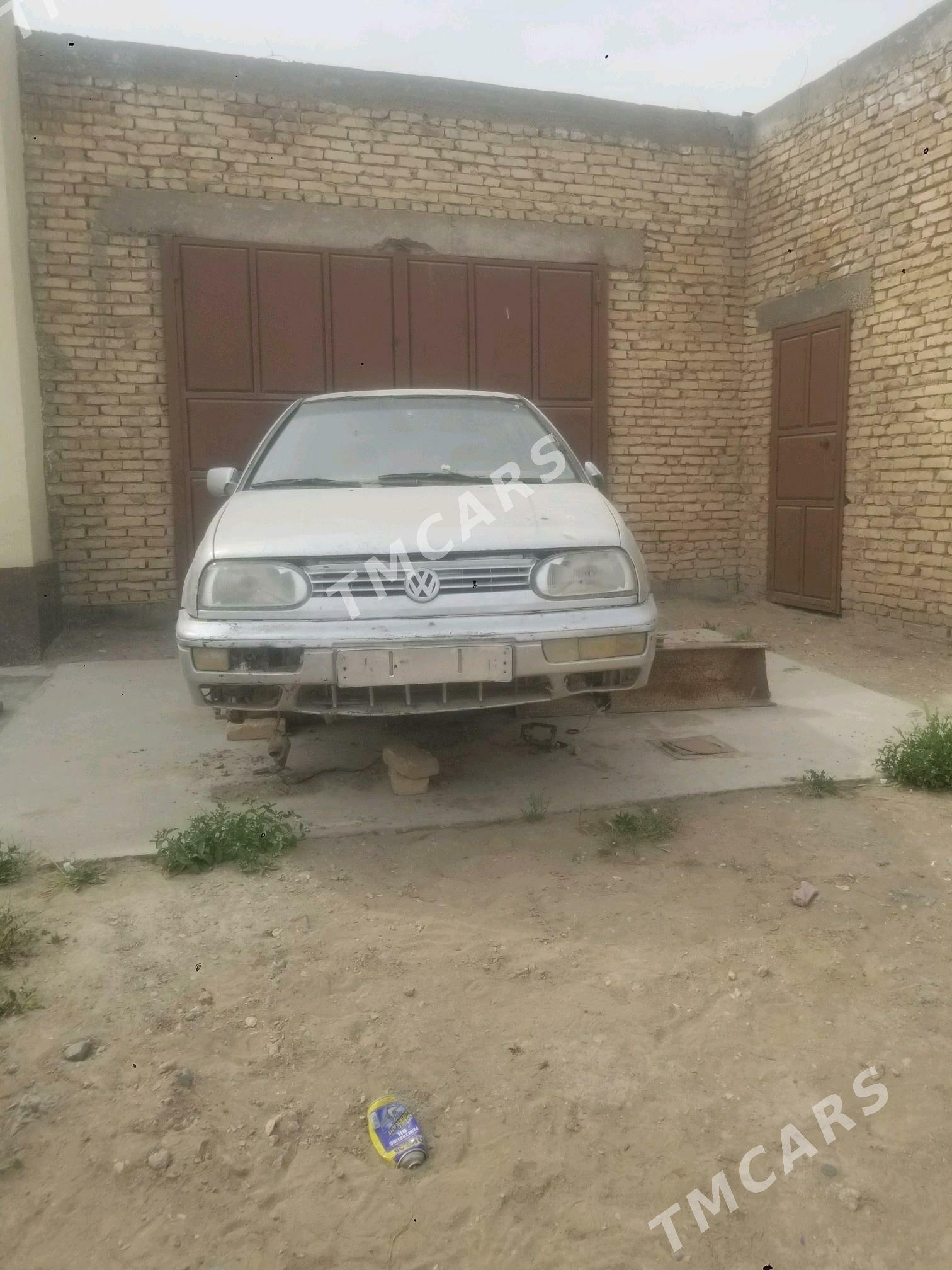 Volkswagen Golf 1993 - 40 000 TMT - Туркменабат - img 2