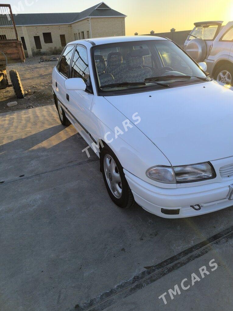 Opel Astra 1995 - 50 000 TMT - Бабадайхан - img 5