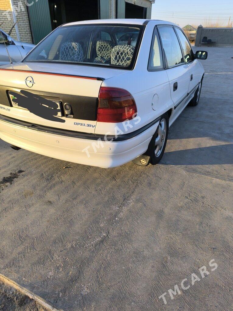 Opel Astra 1995 - 50 000 TMT - Бабадайхан - img 2