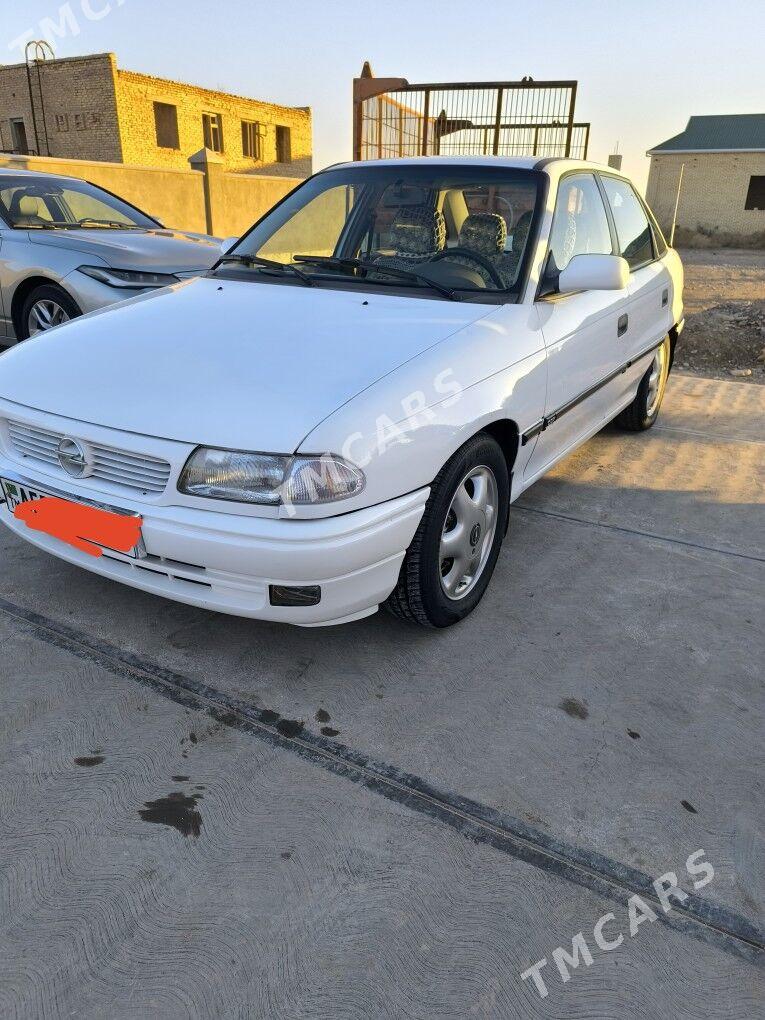 Opel Astra 1995 - 50 000 TMT - Бабадайхан - img 1