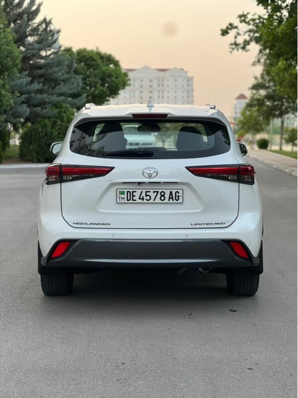 Toyota Highlander 2021 - 550 000 TMT - Ашхабад - img 6