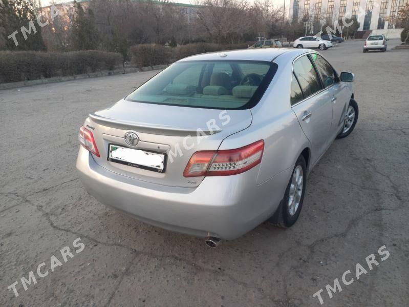 Toyota Camry 2010 - 178 000 TMT - Köneürgenç - img 4