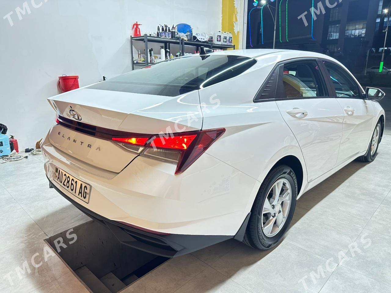 Hyundai Elantra 2022 - 240 000 TMT - Ашхабад - img 2