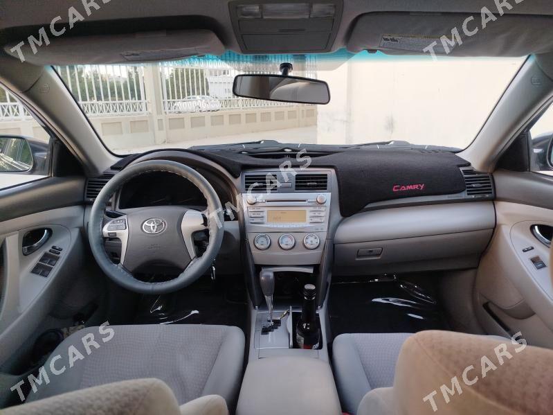 Toyota Camry 2010 - 170 000 TMT - Туркменабат - img 2
