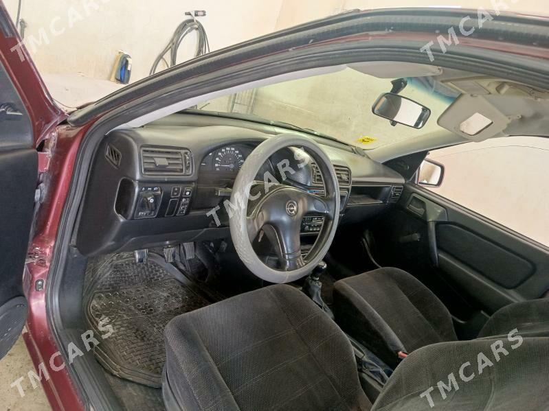 Opel Vectra 1994 - 48 000 TMT - Дашогуз - img 2