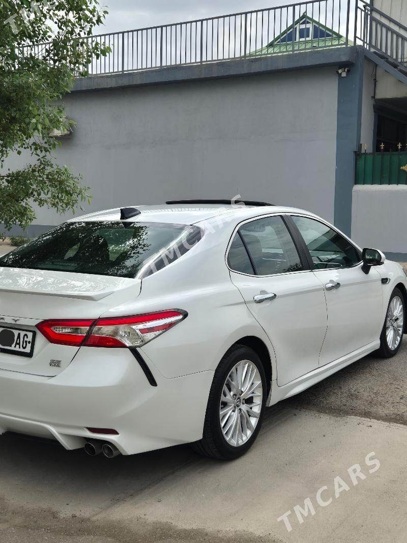 Toyota Camry 2018 - 310 000 TMT - Ашхабад - img 3