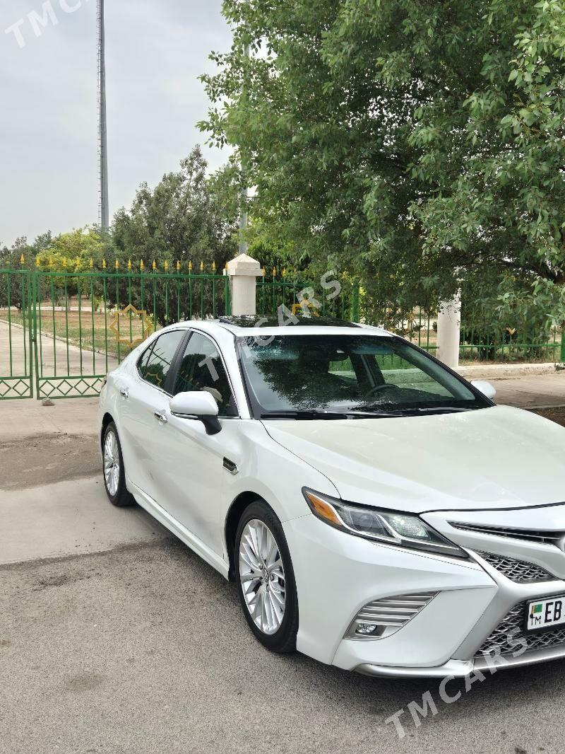 Toyota Camry 2018 - 310 000 TMT - Ашхабад - img 8