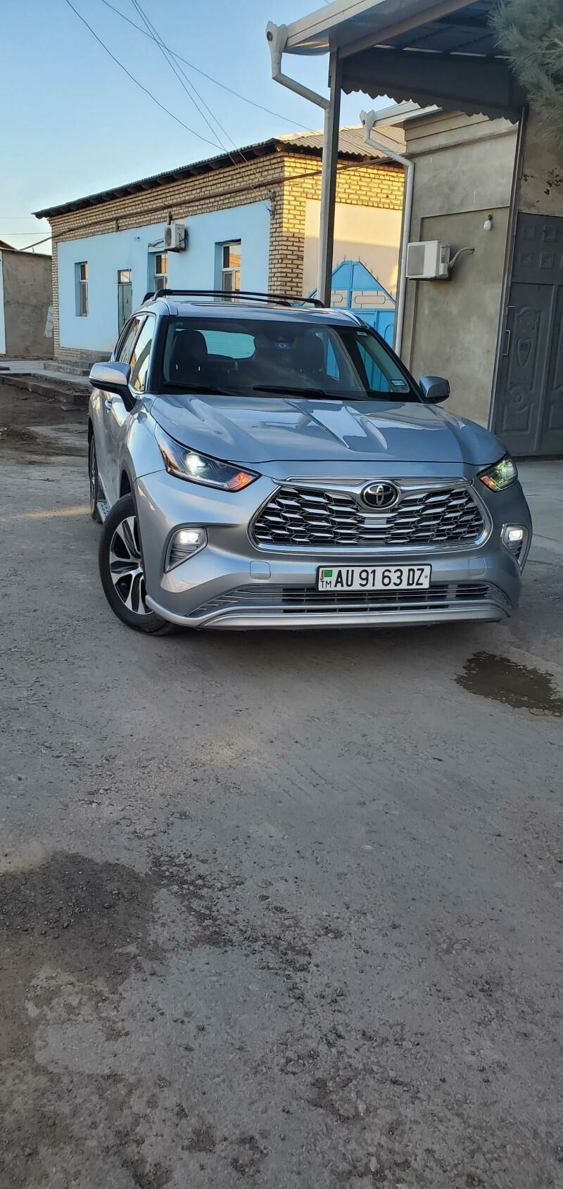 Toyota Highlander 2021 - 500 000 TMT - Дашогуз - img 4