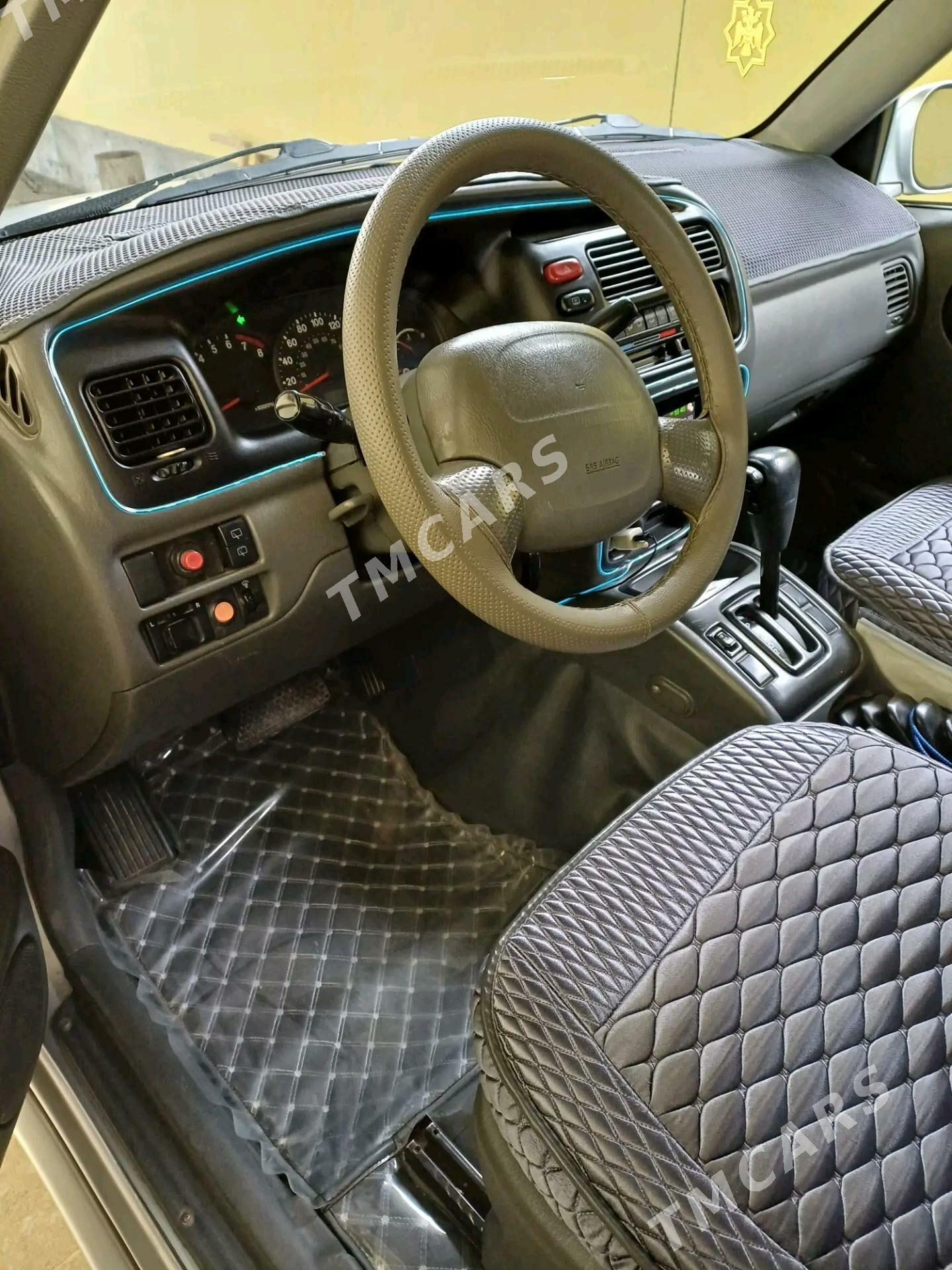 Suzuki Grand Vitara 2001 - 120 000 TMT - Дашогуз - img 8