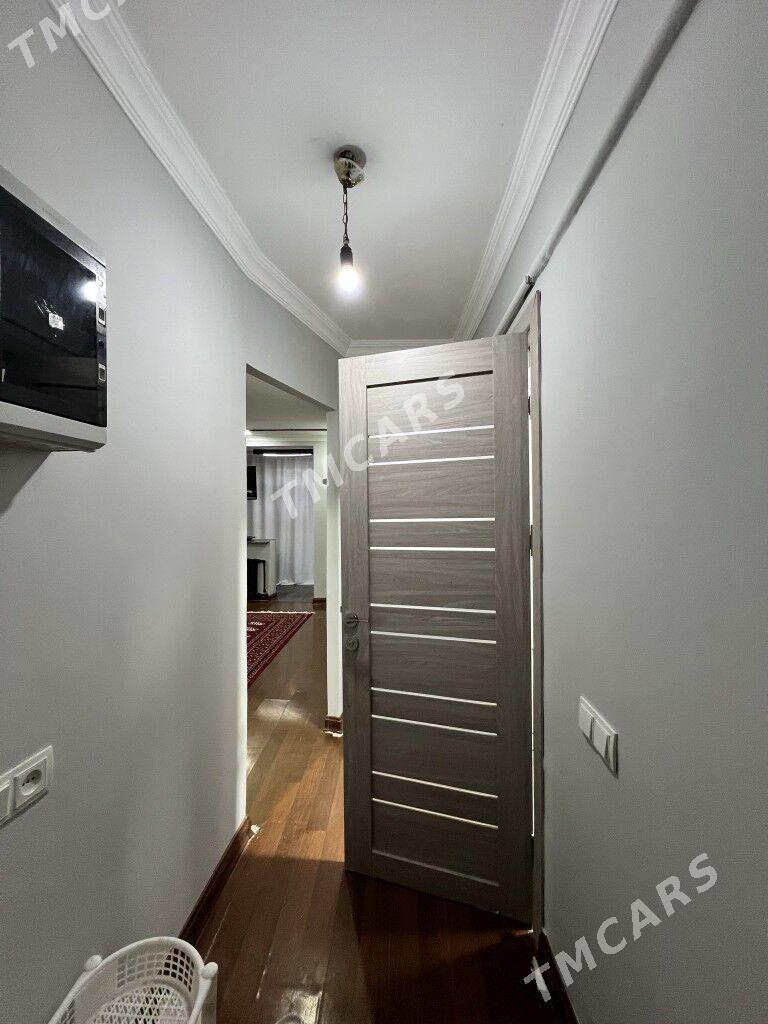 МИРА-АЗАДИ, ½КОМ, 1-ЭТАЖ - Ашхабад - img 5