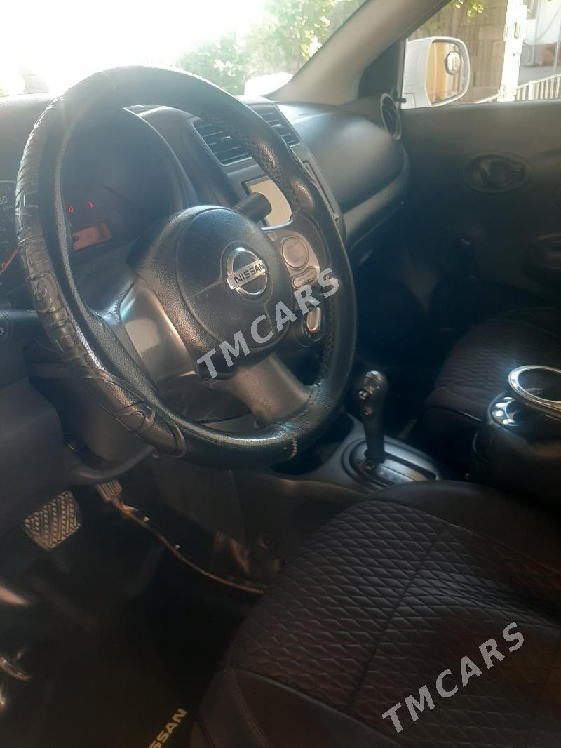 Nissan Versa 2013 - 115 000 TMT - Büzmeýin - img 5