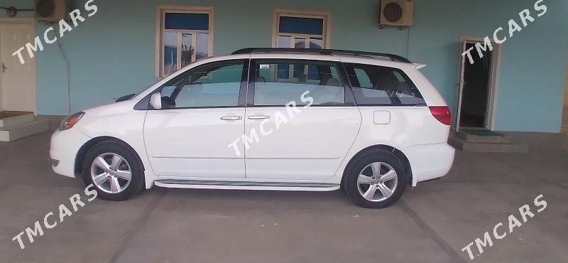 Toyota Sienna 2004 - 215 000 TMT - Халач - img 2