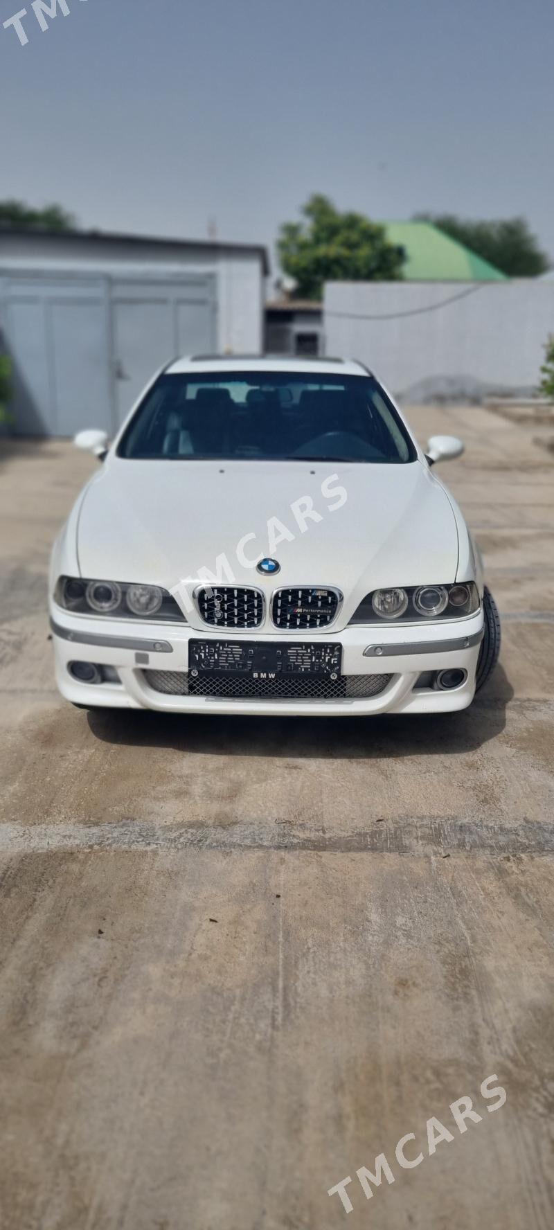 BMW E39 2004 - 160 000 TMT - Kaka - img 4