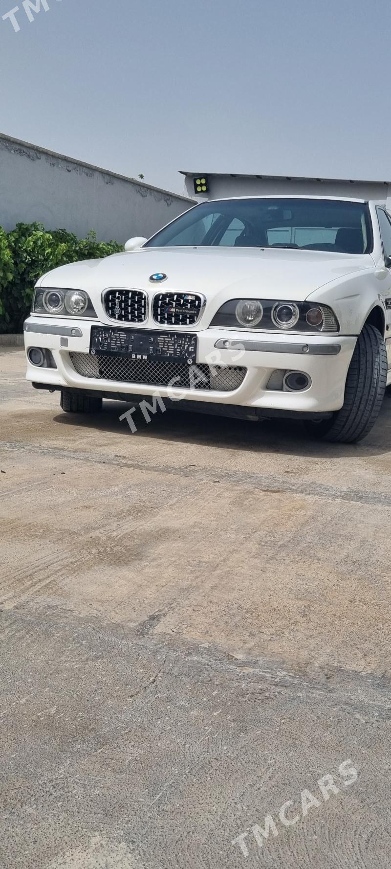 BMW E39 2004 - 160 000 TMT - Kaka - img 5