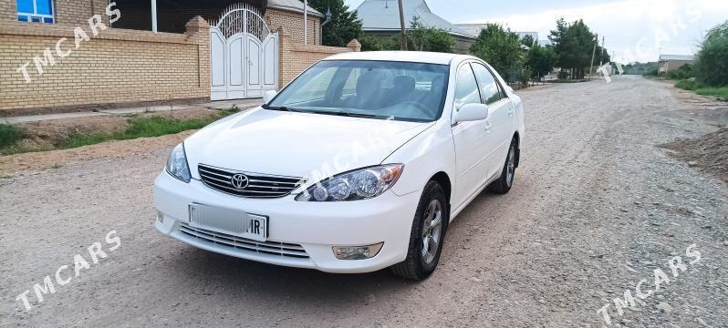 Toyota Camry 2002 - 136 000 TMT - Сакарчага - img 2