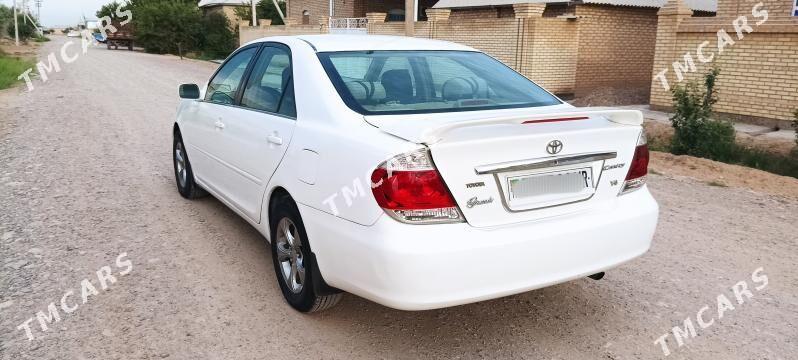 Toyota Camry 2002 - 136 000 TMT - Сакарчага - img 3