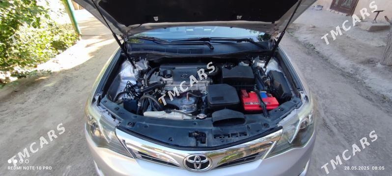 Toyota Camry 2012 - 200 000 TMT - Şabat etr. - img 7