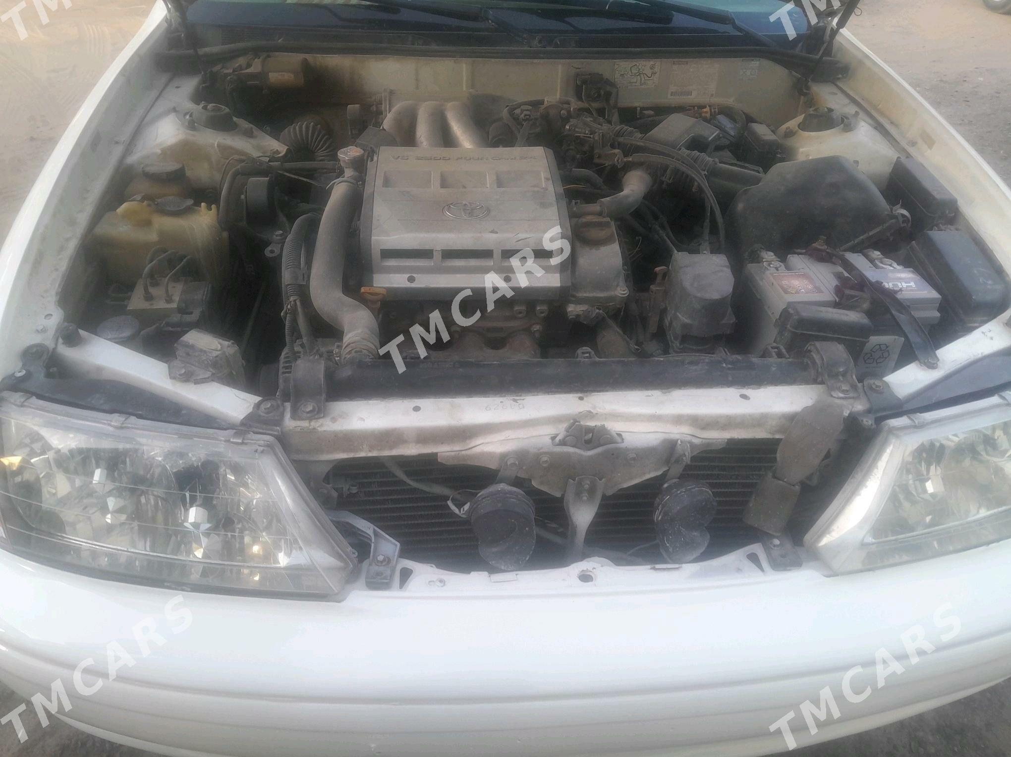 Toyota Avalon 1999 - 140 000 TMT - Saýat - img 2