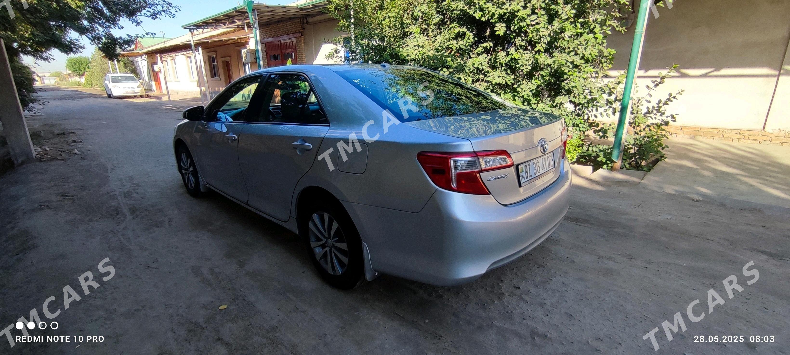 Toyota Camry 2012 - 200 000 TMT - Şabat etr. - img 10
