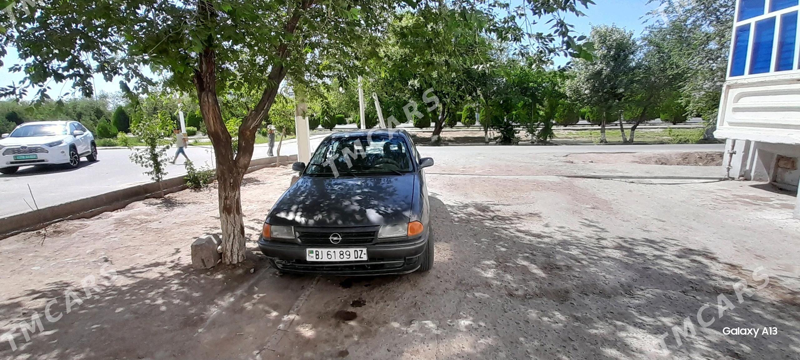 Opel Astra 1993 - 30 000 TMT - Daşoguz - img 4