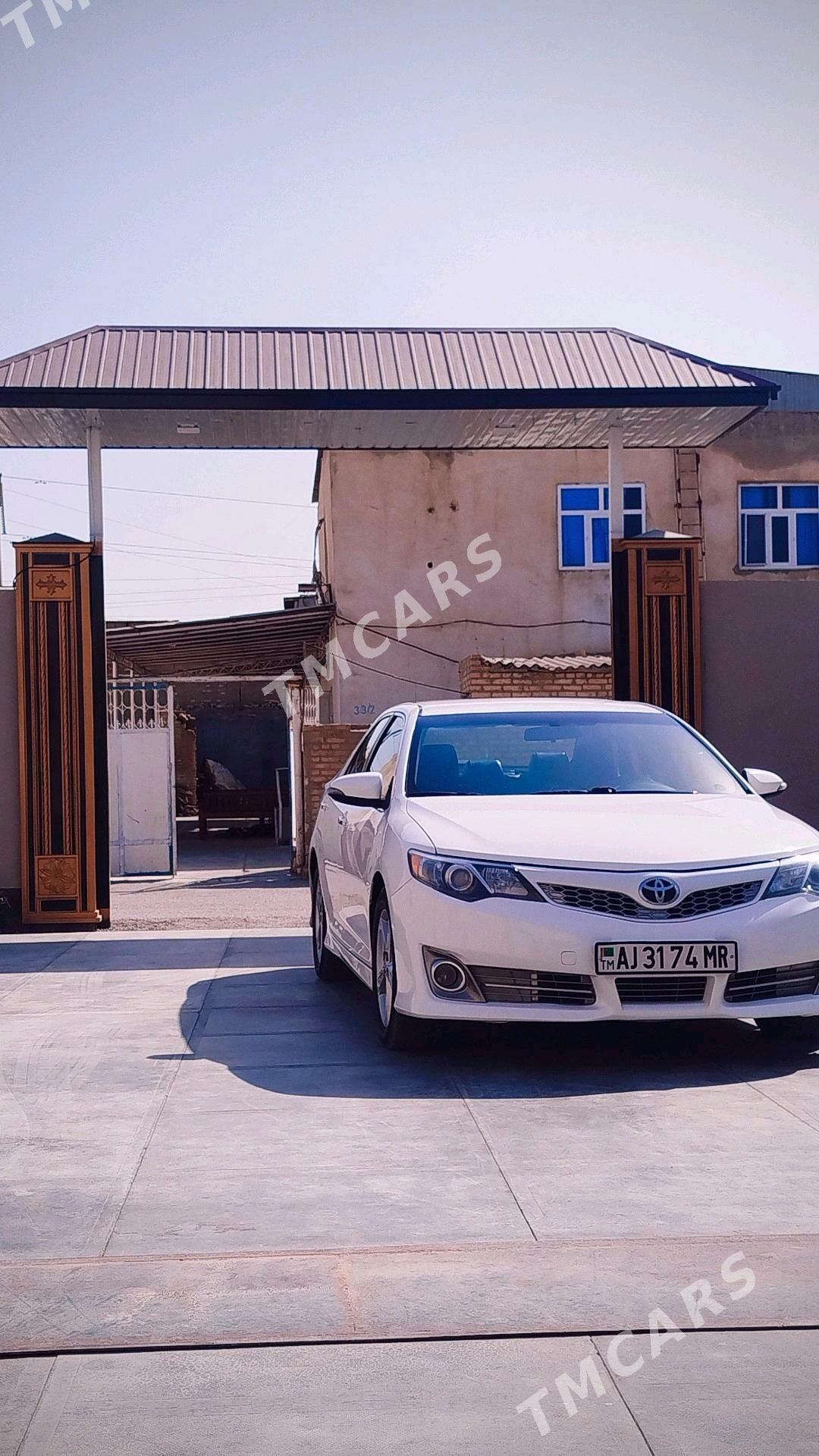 Toyota Camry 2013 - 195 000 TMT - Сакарчага - img 2